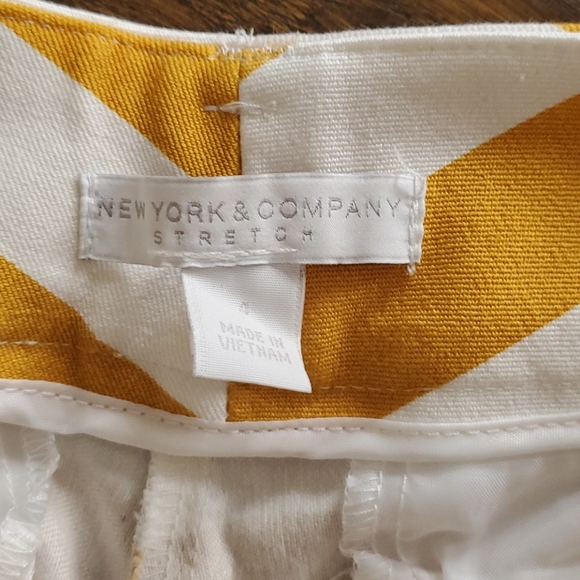 Cropped trousers - Picture 3 of 3